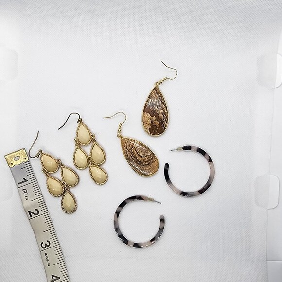 Earring bundle - Picture 4 of 5